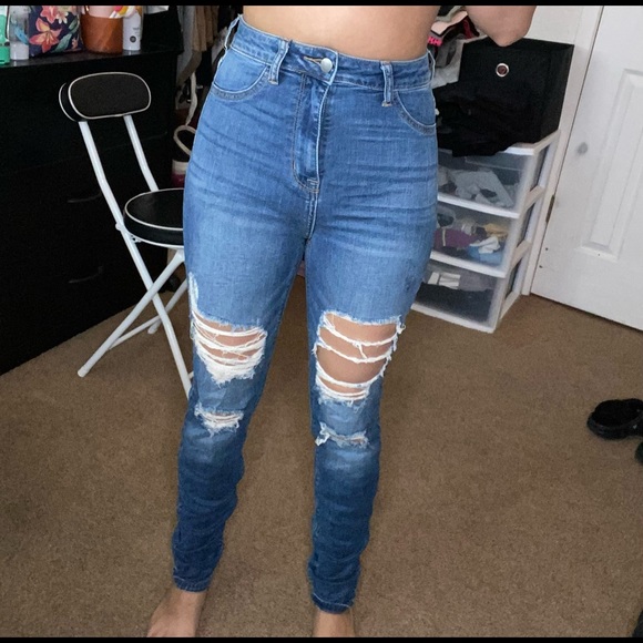 Fashion nova jeans - Picture 2 of 3